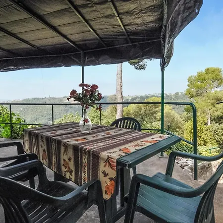 Cozy In Cagnes-sur-Mer